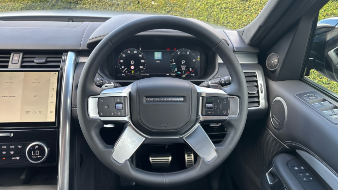 Land Rover Discovery 3.0 D350 Tempest 5dr Auto Diesel Station Wagon - Image 15